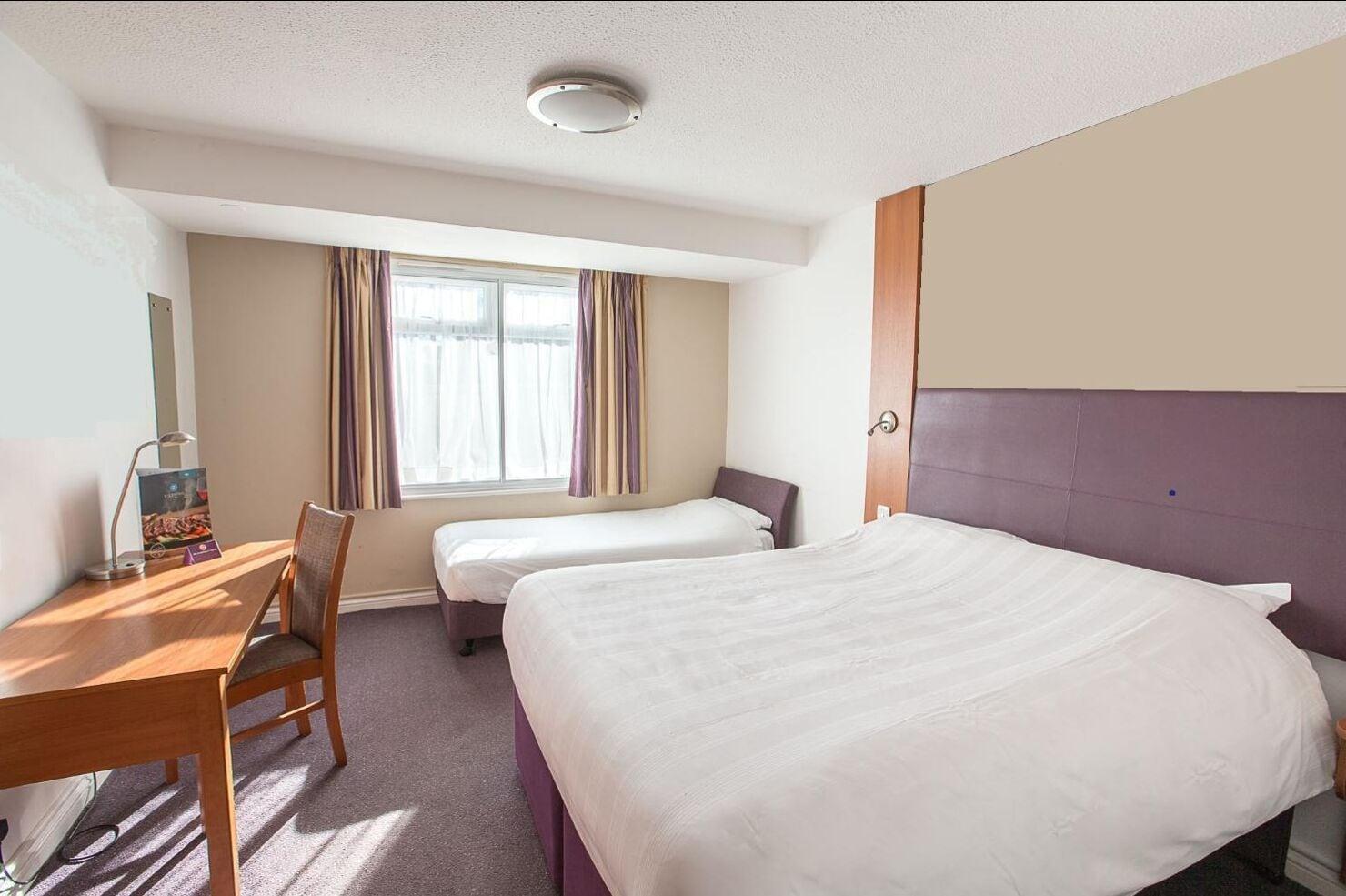 Premier Inn Solihull Exterior photo